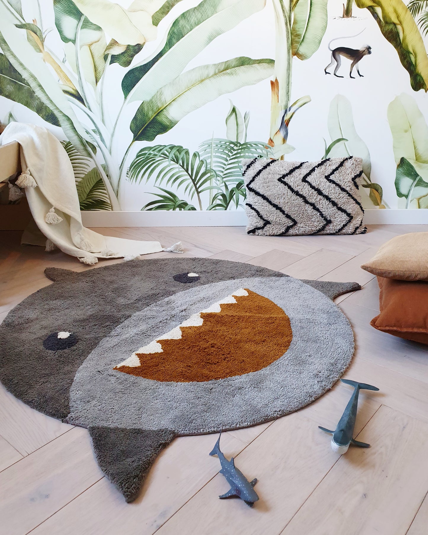 Shark Rug 110x110cm