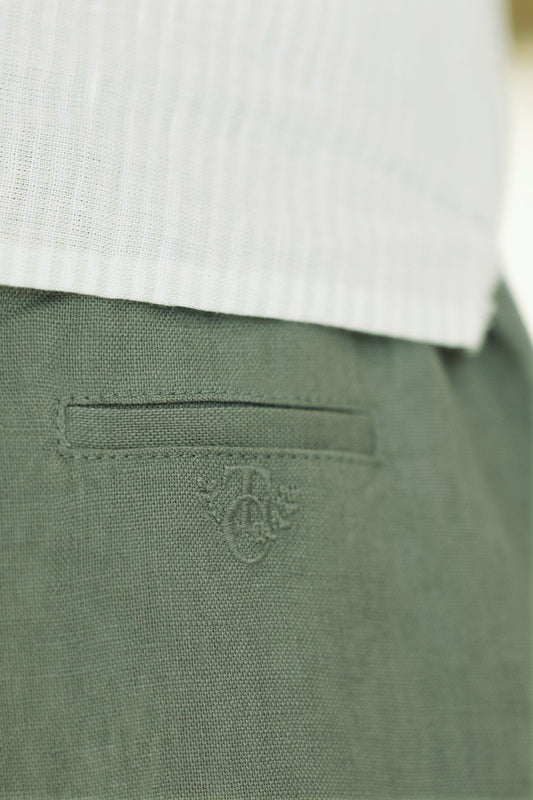 Short
Khaki Linen Ceremony