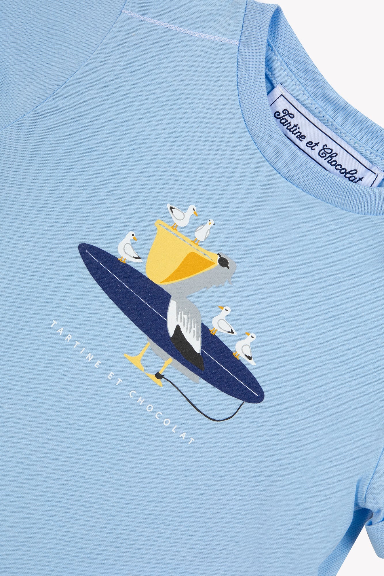 T-shirt
Blue cotton Illustration seaside