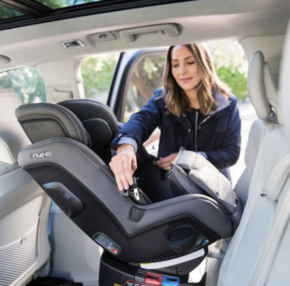 Nuna Rava Convertible Car Seat from newborn to 7 years - Black