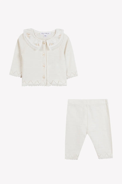 Long outfit Ecru cotton ruffled collar