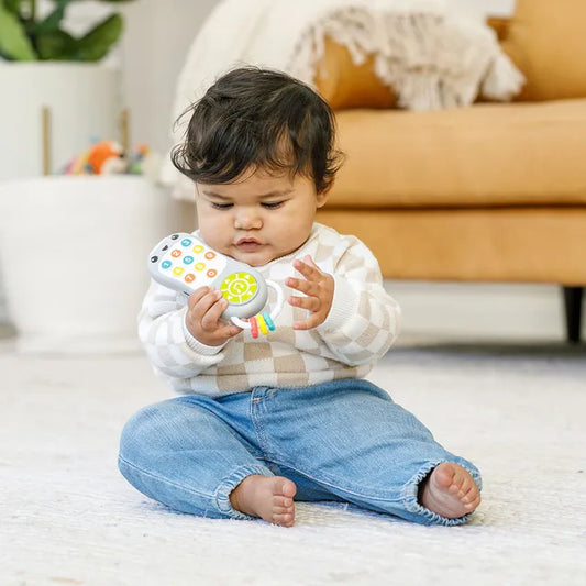 Music & Light Pretend Remote
Control