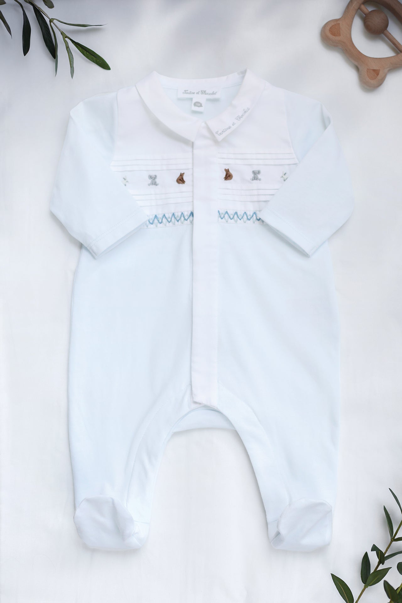 Pajamas
Sky blue cotton Pleats religious