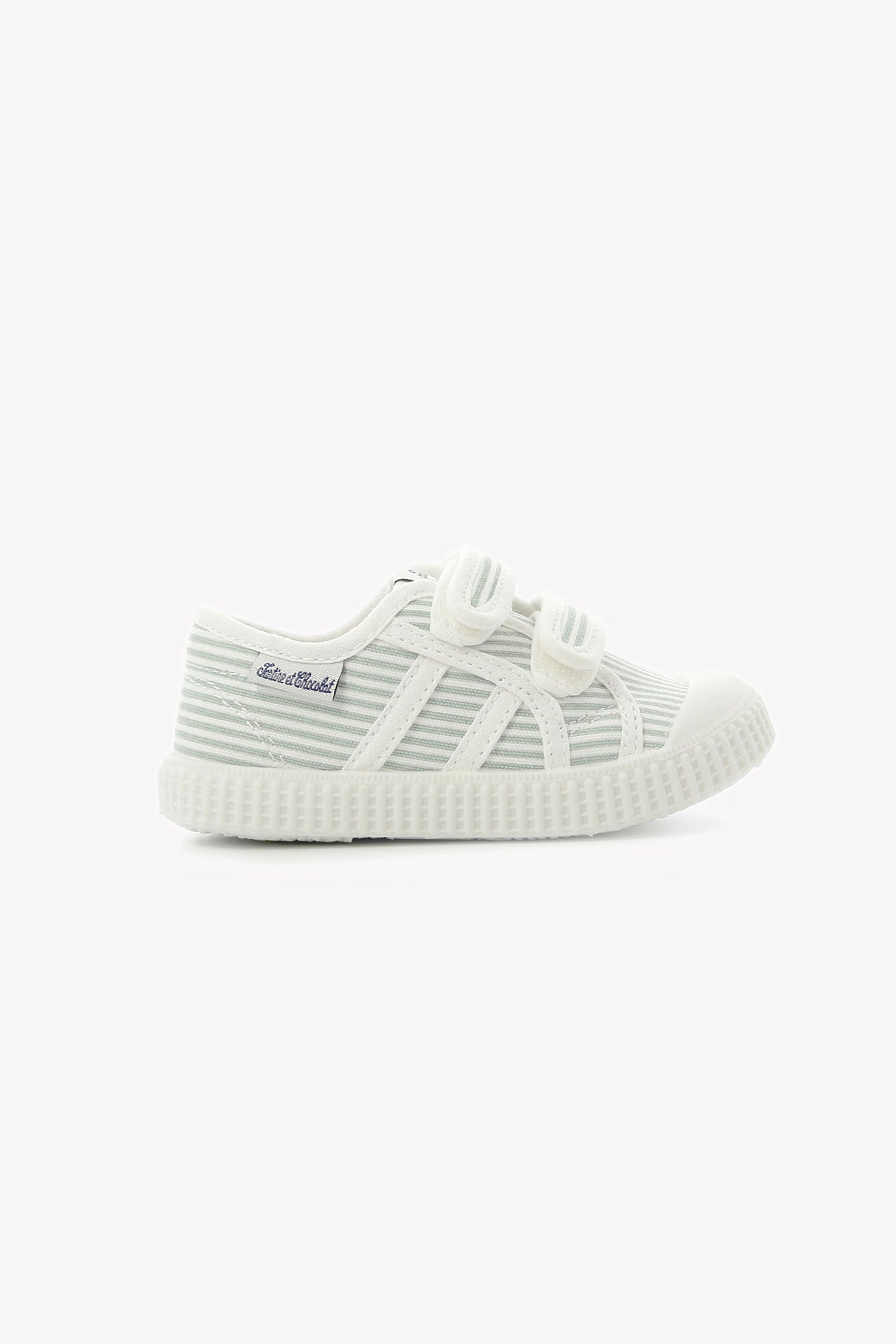 Sneakers
Sage striped canvas