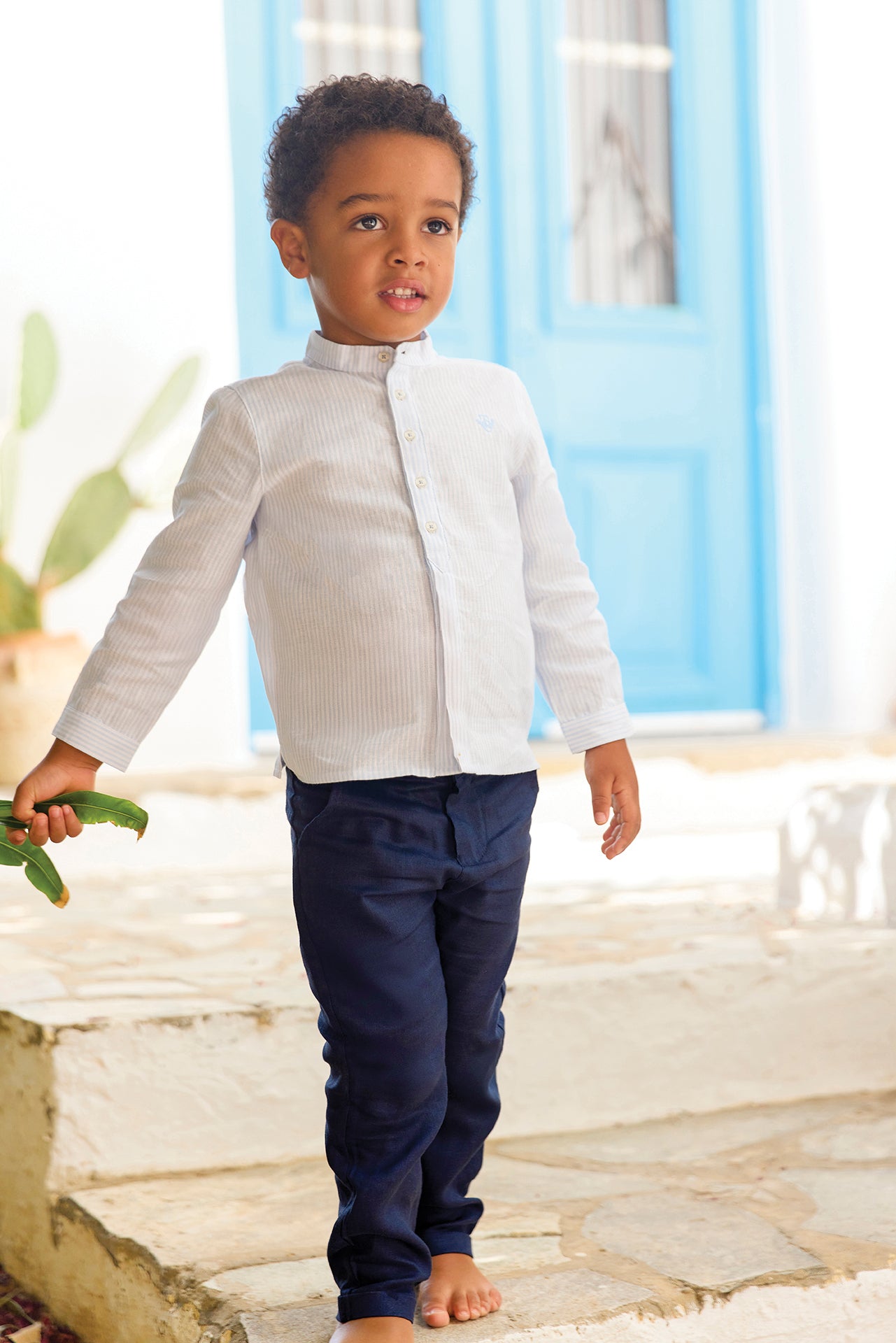 Trousers
Navy Linen Ceremony