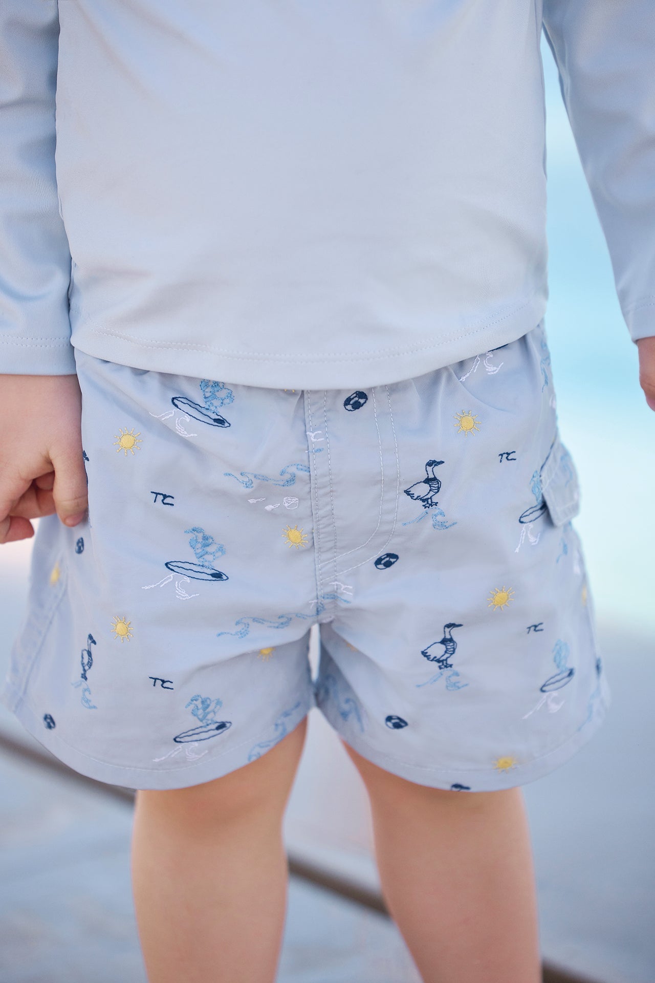 Short bath
Blue cloud Print seaside
