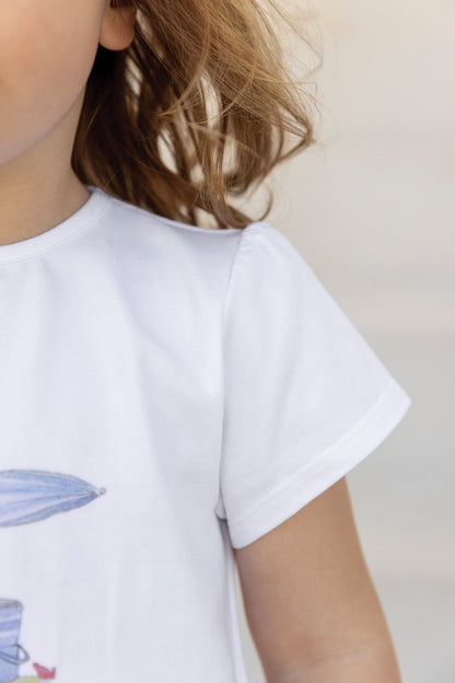 T-shirt
White cotton Illustration beach