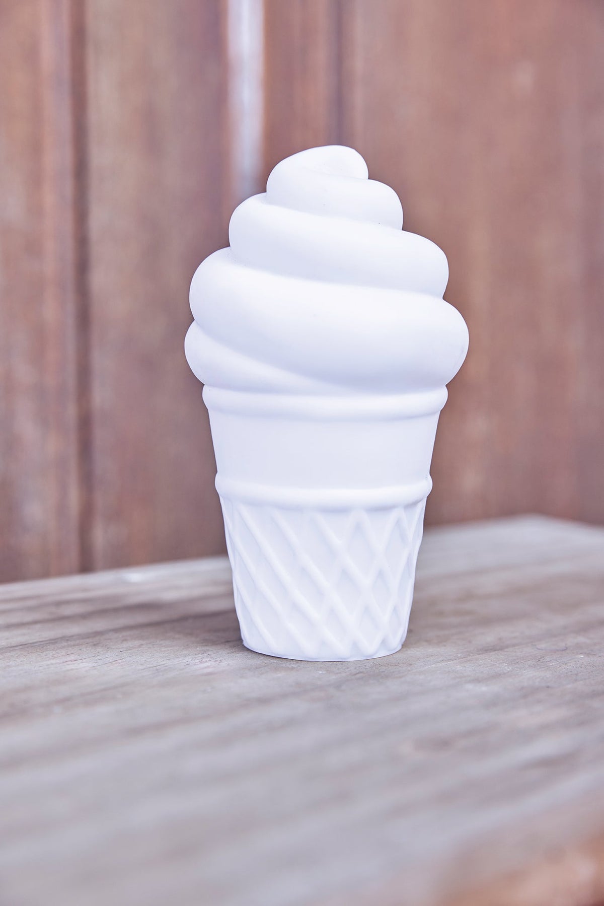 Night light
Ice cream