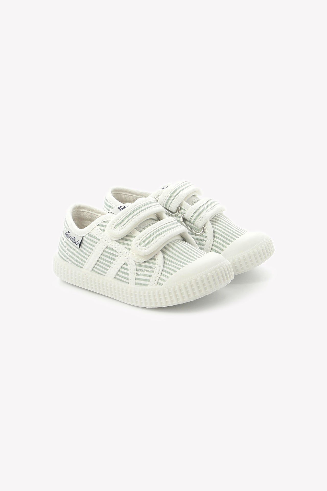 Sneakers
Sage striped canvas