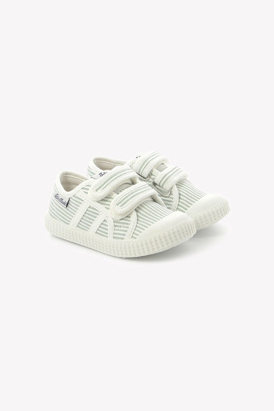 Sneakers
Sage striped canvas