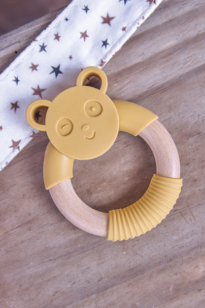 Rattle
Yellow silicone