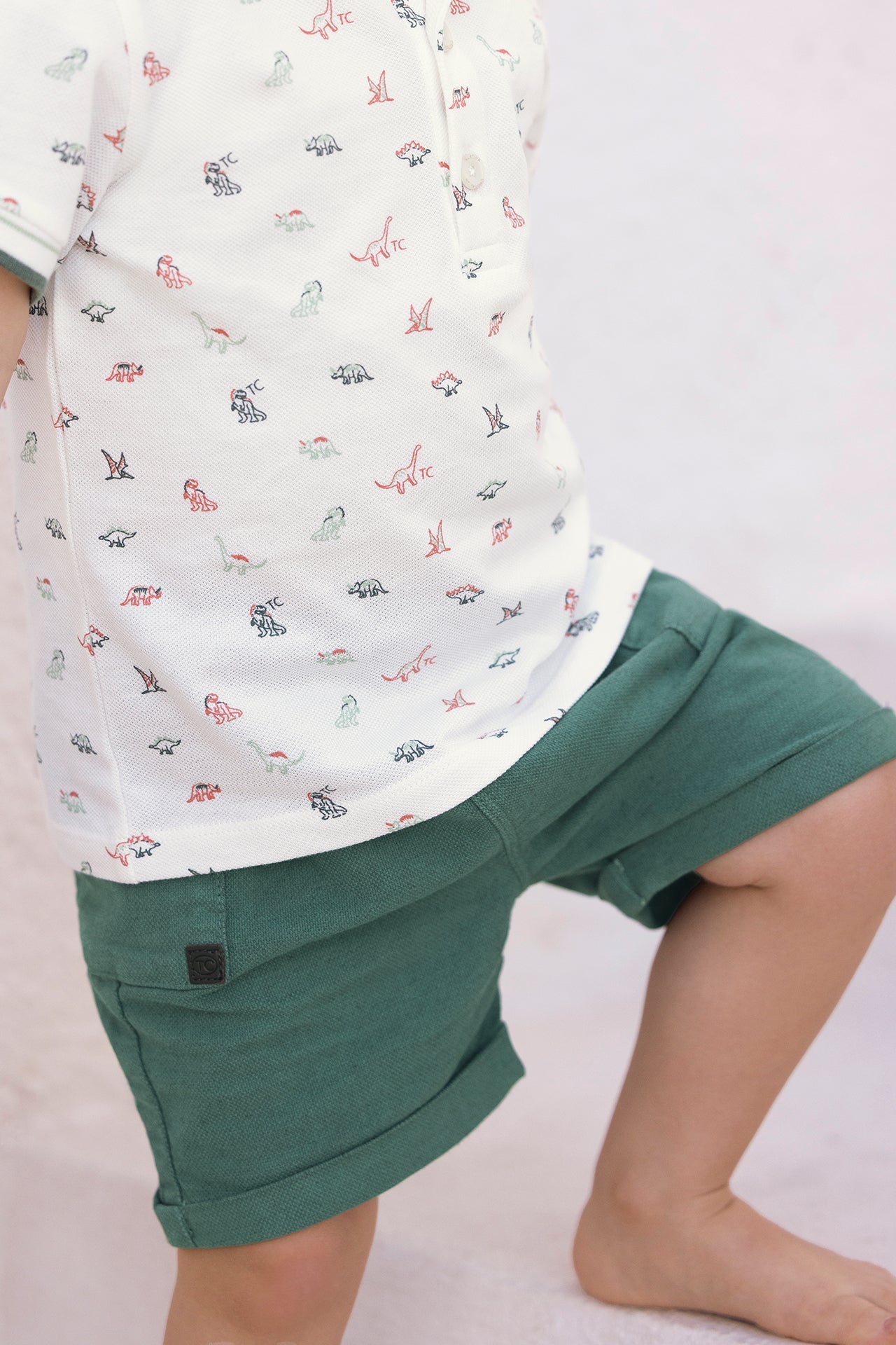 Short
Khaki Hem cotton