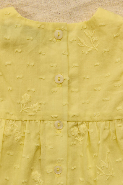 Outfit short
Citrus cotton Plumetis