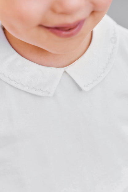 Body
White cotton Pointed collar TC
