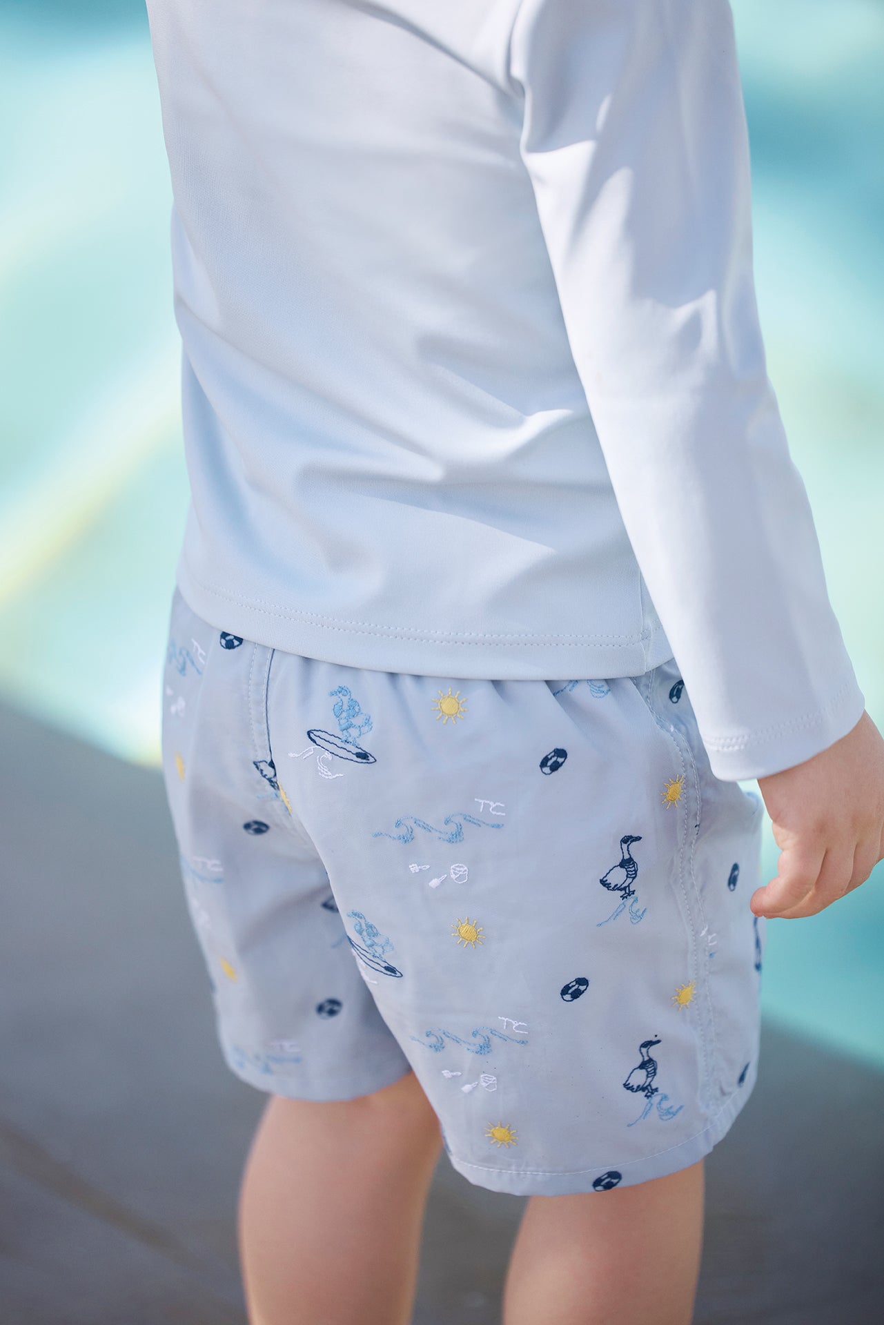 Short bath
Blue cloud Print seaside