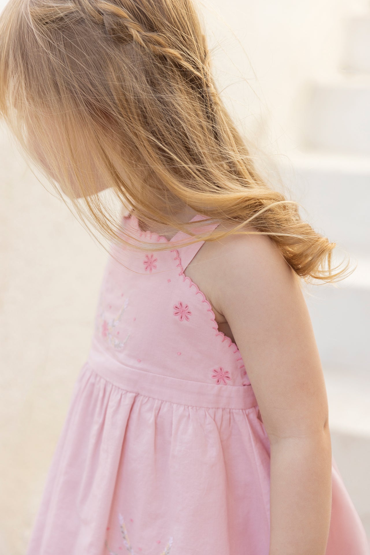 Dress
Pale pink cotton Embrodery