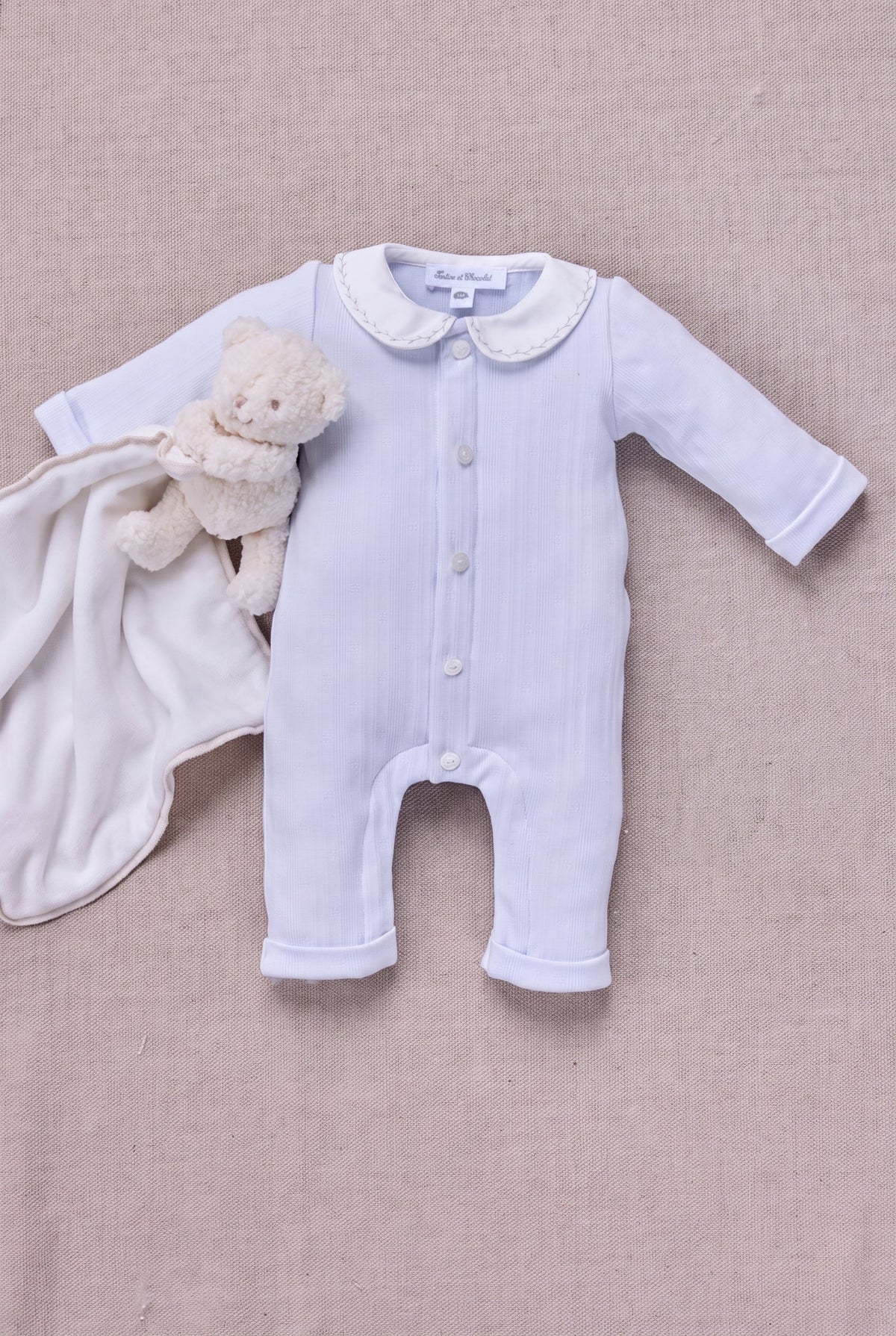 Jumpsuit long
Cotton sky Peter pan collar
