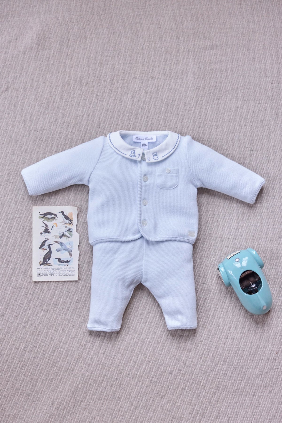Outfit Long
Sky blue cotton Peter pan collar