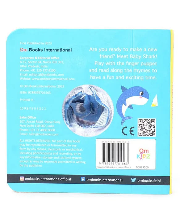 Baby Shark: finger puppet book