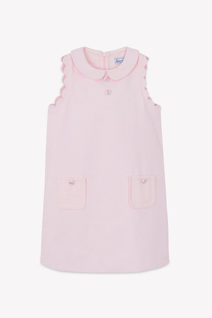 Dress
Pink Peter pan collar