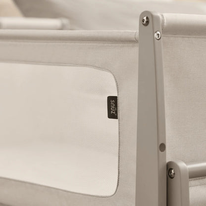 SnuzPod5 Bedside Crib Pebble