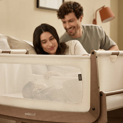 SnuzPod5 Bedside Crib Walnut