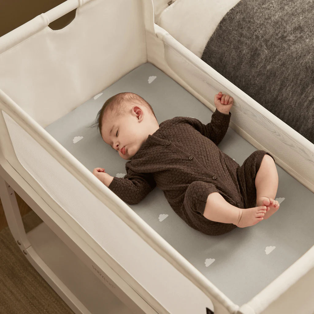 SnuzPod5 Bedside Crib White