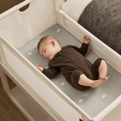 SnuzPod5 Bedside Crib White